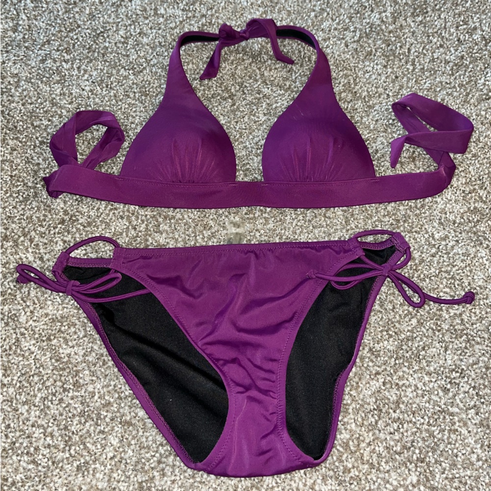Victoria’s Secret bikini